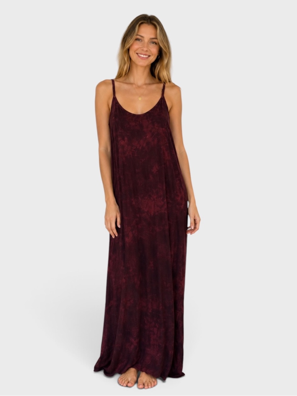 828 10/$50🏄🏻♀️ Kimberly’s Travels Red Batik Spaghetti Strap Maxi Sundress